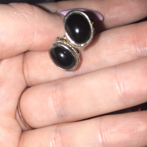 Black onyx drop earrings - Picture 2 of 3